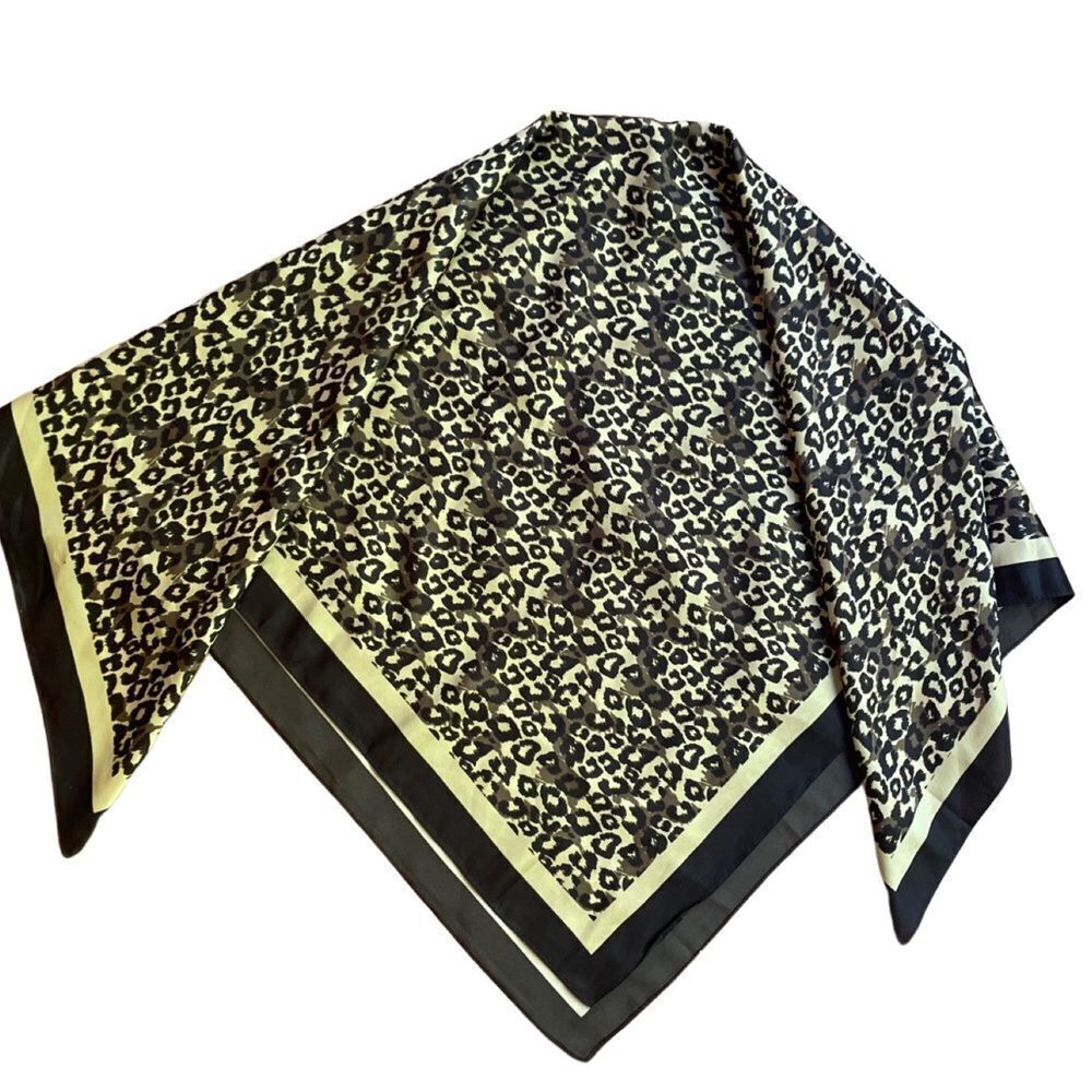 Large Leopard print scarf tan & dark brown no tag soft material 34 x 34 inch